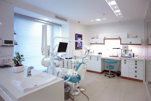 photo showing a pristine dental clinic